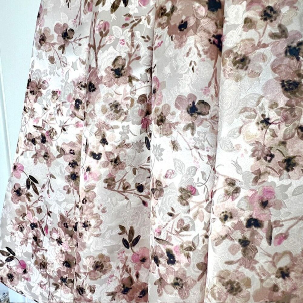 NWT LAUREN CONRAD LIMITED EDITION RUNWAY FLORAL BROCADE SKIRT SIZE 6 RARE, HTF - Picture 8 of 14